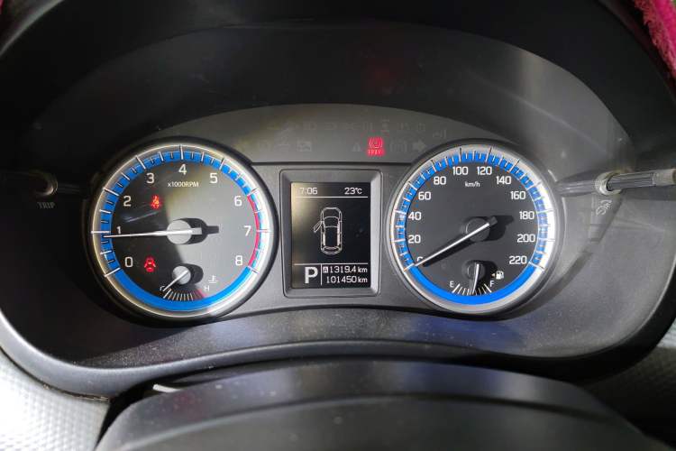 Used Suzuki S-Cross 2015 1.4T Automatic Two-Wheel Drive Prestige Model
