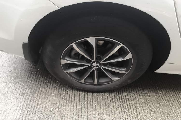 Used BYD Qin PLUS 2023 Champion Edition DM-i 55KM Leading Model Right Rear Wheel Hub