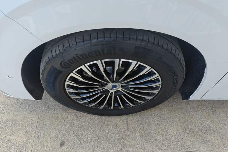 Used Denza D9 2022 DM-i 970 Four-Wheel Drive Flagship Model