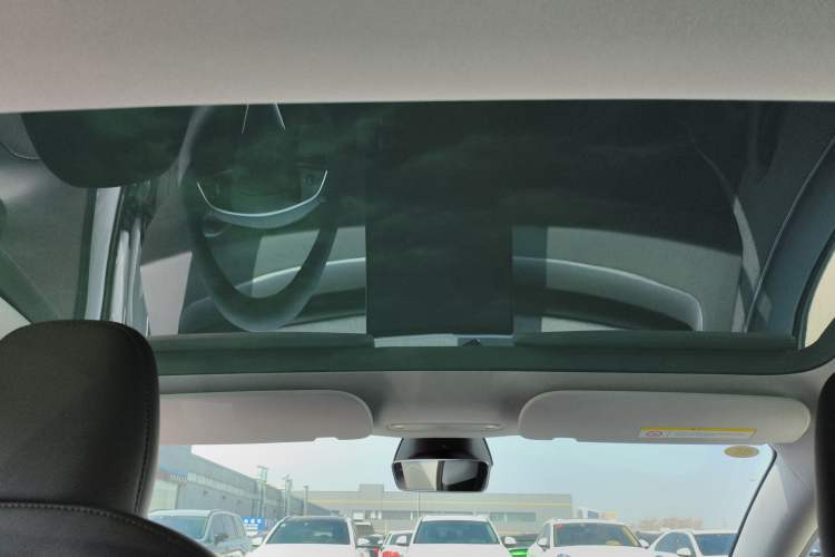 Used Tesla Model 3 2025 Model Revised Rear-Wheel-Drive Version
