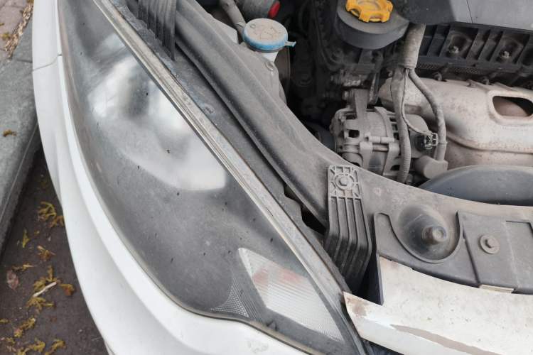 Used MG 3 2016 1.3L Manual Comfort Edition Right Front Headlight