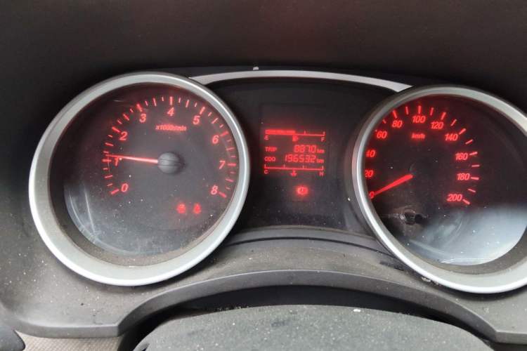 Used Wuling Hongguang 2019 1.5L S Standard Version China VI LAR
