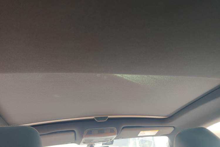 Used Volkswagen FAW-Volkswagen CC 2015 1.8TSI Luxury Model
