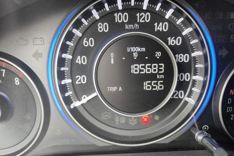 Used Honda Crider 2013 1.8L automatic luxury edition