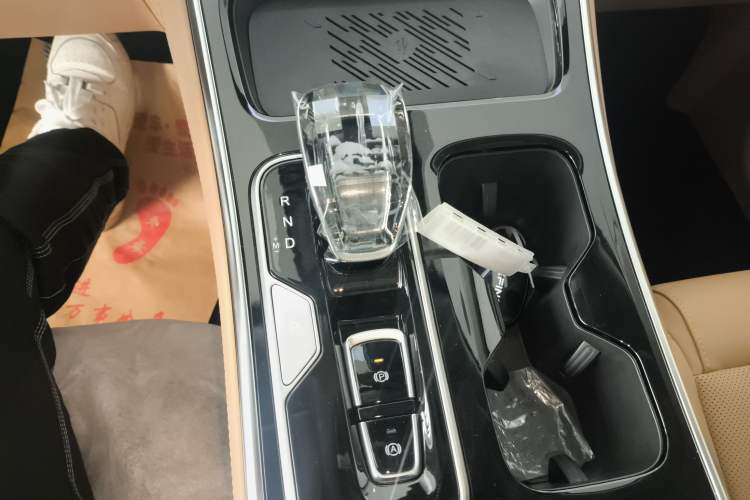 Used JAC Refine RF8 2024 Zhiling Edition 2.0T Flagship Model