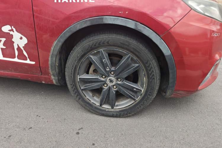 Used CHANGAN Eado 2013 1.6L Manual Junkuo Model China IV Standard Right Front Wheel Hub