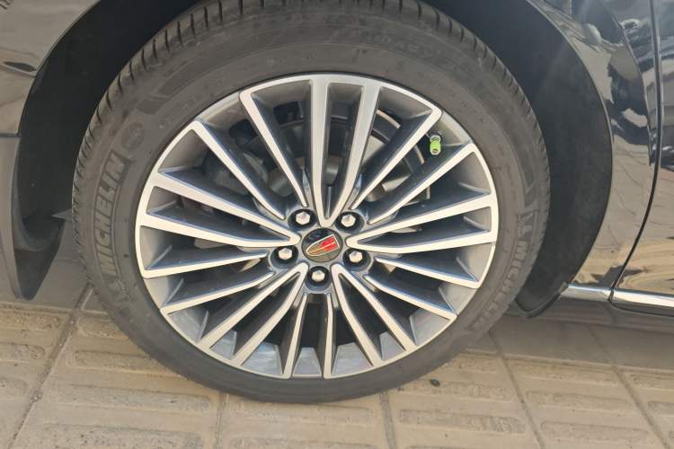 Used Hongqi H9 2022 2.0T Smart Connect Flagship Edition Right Rear Wheel Hub