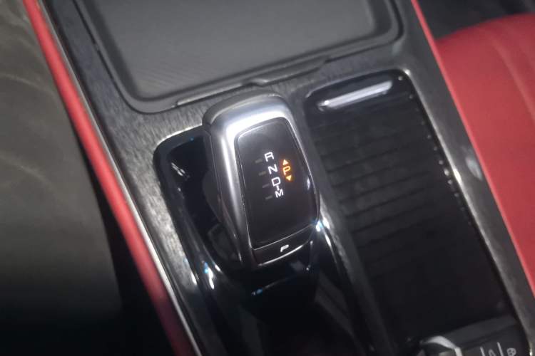 Used Dongfeng Aeolus Yixuan MAX 2021 1.5T Ultra-Stylish Trendsetter Edition