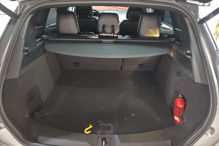 Used Lincoln MKC 2017 2.0T Two-Wheel-Drive Luxury Edition