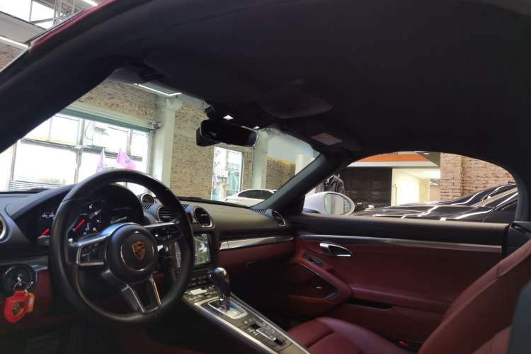 Used Porsche 718 2022 Boxster 2.0T