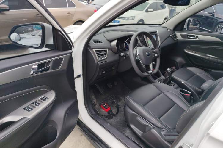 Used Oshan COS5 2021 1.6L Manual Luxury Model