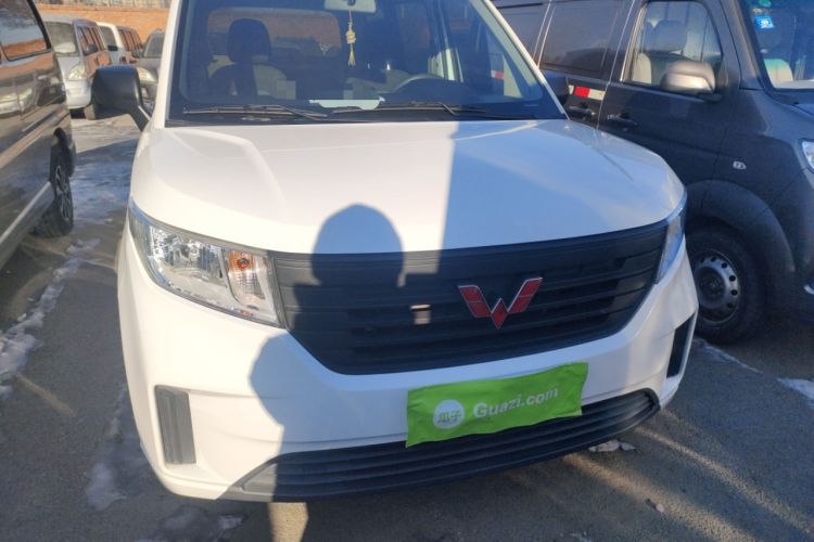 Used Wuling Hongguang PLUS 2020 1.5L Manual Standard Edition 5 Seats