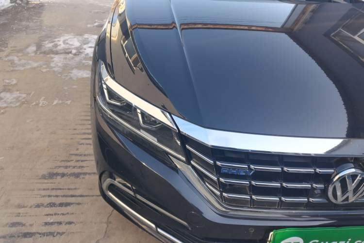 Used Volkswagen Passat New Energy 2020 430 PHEV Hybrid Elite Edition China VI Standard Right Front Headlight