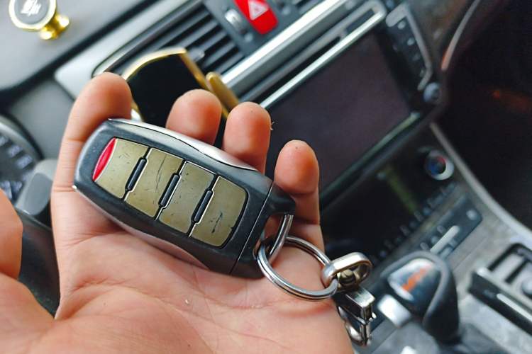 Used Haval H8 2015 2.0T Two-Wheel-Drive Luxury Version