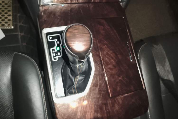 Used Toyota Camry 2016 2.0G 10th Anniversary Leading Edition