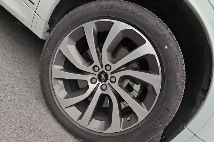 Used Land Rover Discovery Sport 2020 249 PS R-Dynamic Performance Edition
