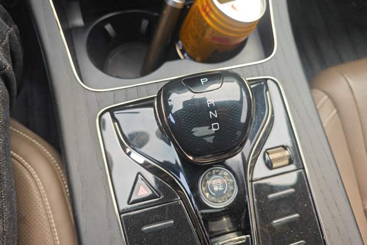 Used BYD Han 2020 DM Four-Wheel Drive Performance Edition Prestige Model Gear Lever