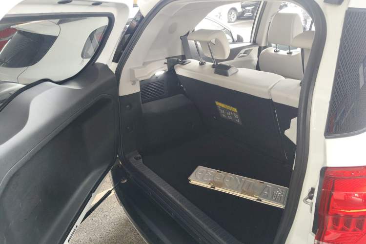 Used BYD Yuan Pro 2021 401 km Luxury Version Trunk