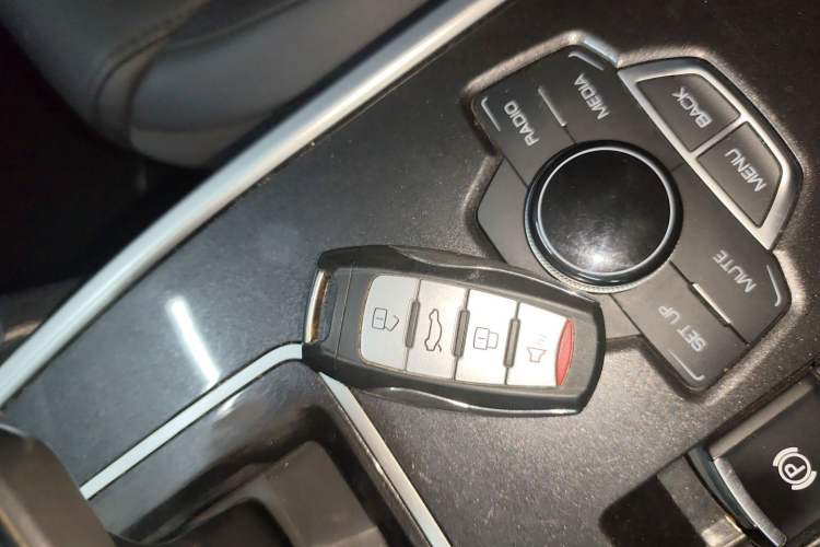 Used Haval H6 2019 Sport Edition 1.5T Automatic Two-Wheel Drive Elite Model China VI Interior 1