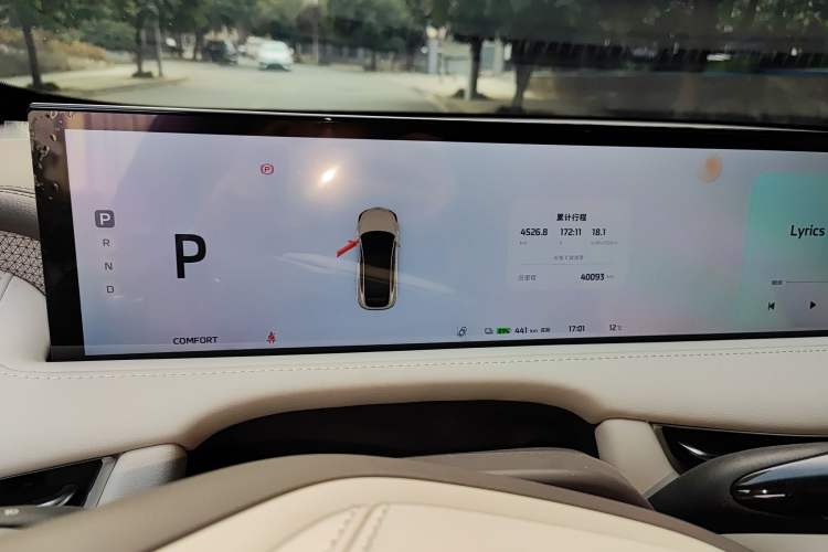 Used IM LS7 2023 90 kWh Elite Rear-Drive Version
