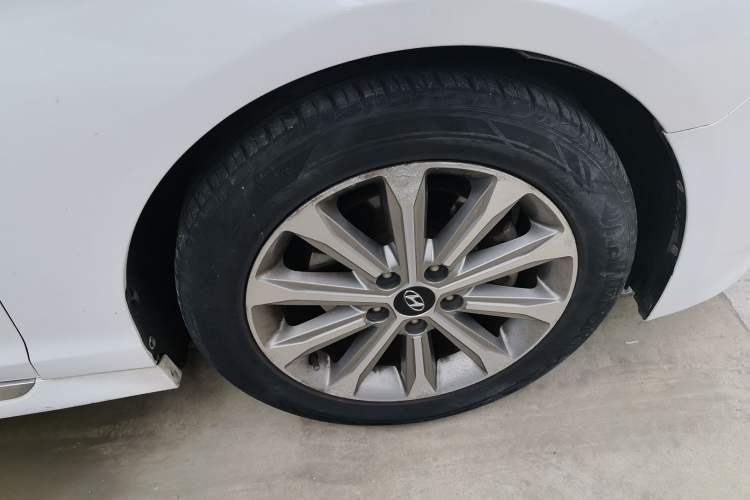 Used Hyundai Sonata 2015 1.6T GS Fashion Edition Right Front Wheel Hub
