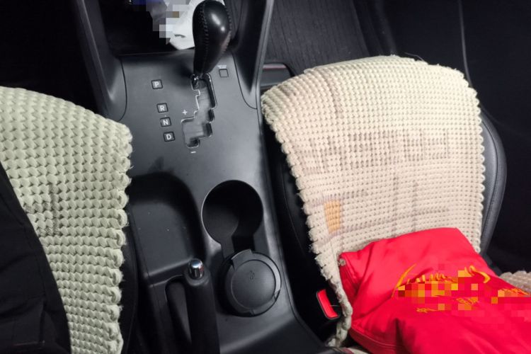 Used Hyundai ix35 2013 2.0L Automatic Two-Wheel Drive Smart GLS China IV Standard