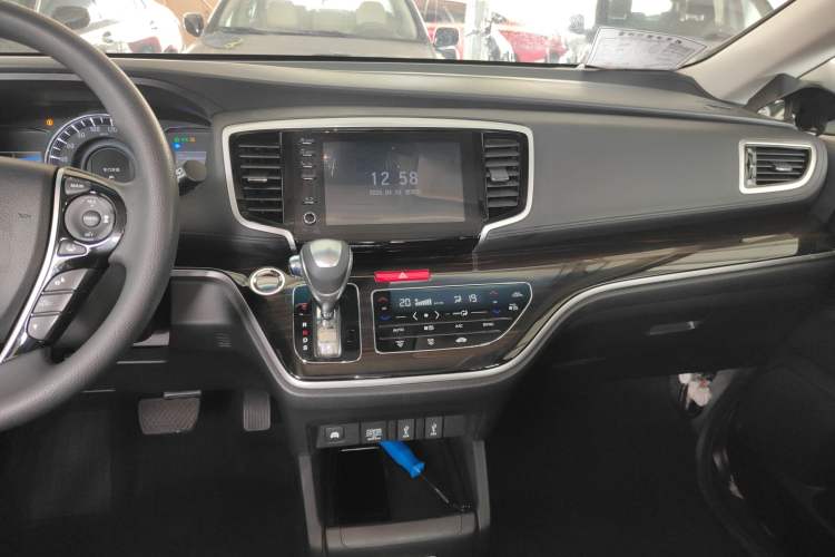 Used Honda Odyssey 2019 2.0L Rui·Smart Edition Audio And AC Panel