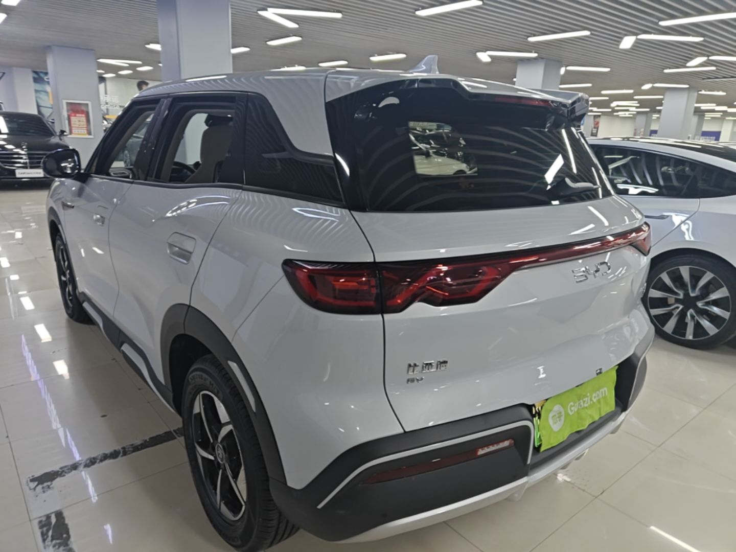 BYD Yuan UP 2024 401KM Leading Edition — снимка 4