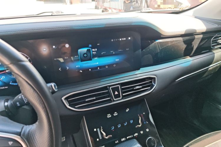 Used JETOUR X90 2020 1.6T DCT Shadow Edition 7-Seater Audio And AC Panel