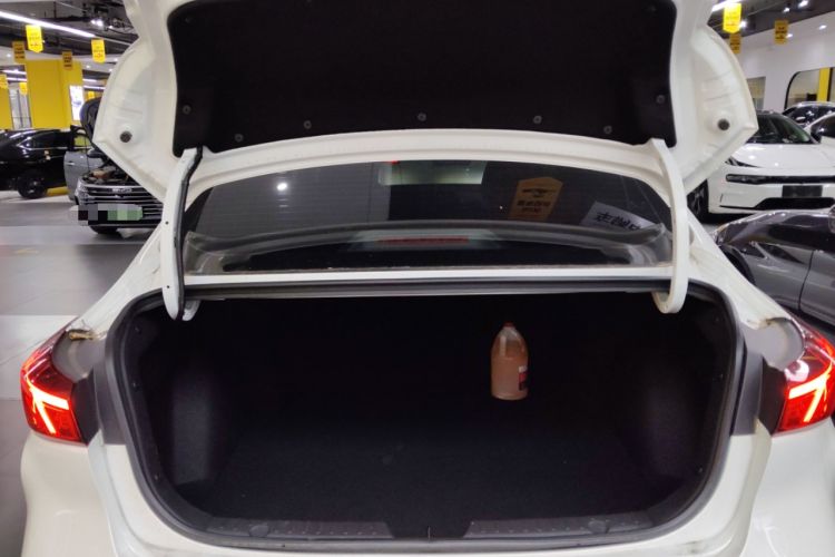 Used Changan Eado 2023 Changan Edition PLUS Blue Whale NE 1.4T GDI DCT Prestige Version
