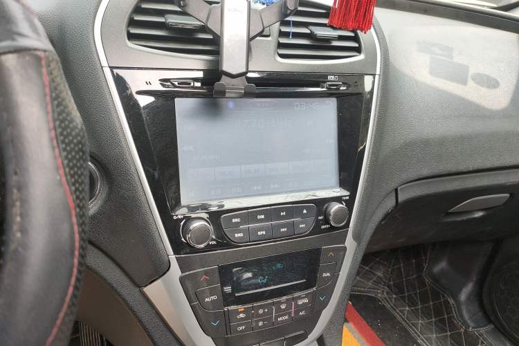 Used GAC Trumpchi GS5 2012 2.0L Automatic Two-Wheel Drive Anniversary Edition
