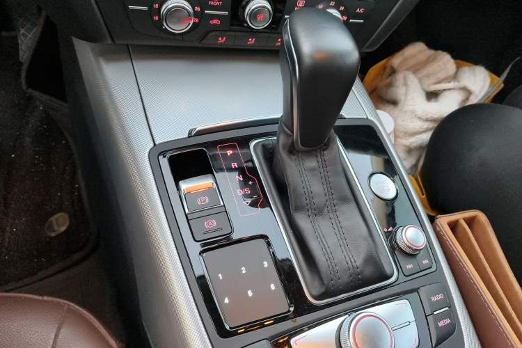 Used Audi A6L 2018 30th Anniversary Edition 35 TFSI Fashion Model