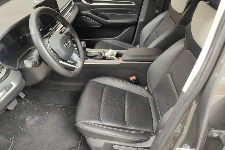 Used Geely Auto Emgrand 2023 4th Generation Champion Edition 1.5L CVT Prestige Model
