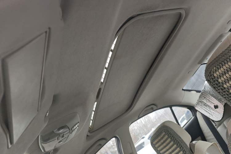 Used Haima Fumei 2011 1.6L Manual Luxury Edition Headliner