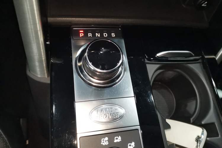 Used Land Rover Discovery 2018 3.0 SC V6 HSE
