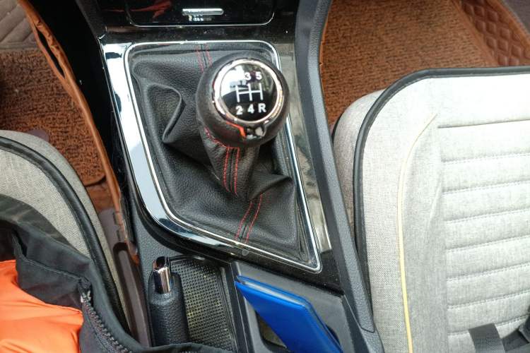 Used Venucia D60 2019 100 000 Glory 1.6L Entry Manual ChenShang Edition China VI
