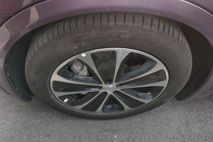 Used Hima Luxeed R7 2025 Range-Extended Version 251 km Max
