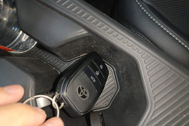 Used Toyota Camry 2026 Model 2.0GVP Luxury Edition