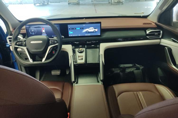 Used SAIC MAXUS Xingji 2023 Starry H 2.0T Automatic Diesel Dual-Turbo All-Wheel Drive Luxury Edition Long Wheelbase