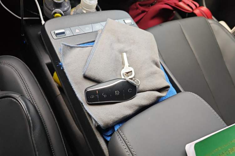 Used BYD e7 2025 Model 520 Smart Mobility Edition
