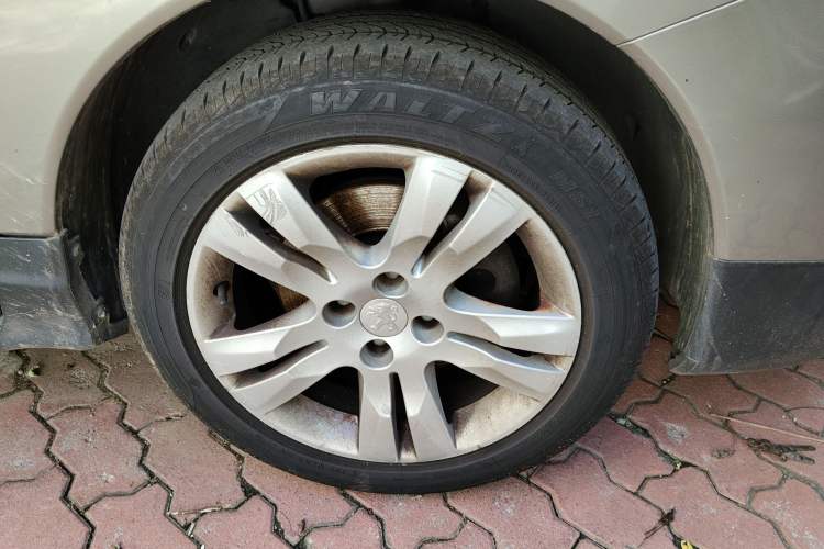 Used Peugeot 3008 2015 1.6THP Automatic Trend Edition