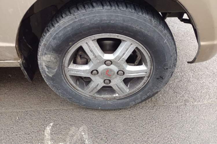 Used Wuling Rongguang 2014 1.5L S Standard Version