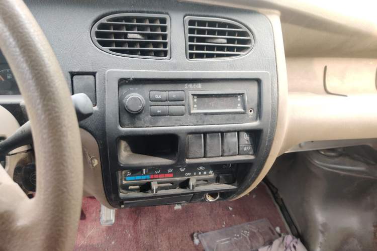 Used Dongfeng Xiaokang K17 2009 1.0L Base Version AF10-06 Audio And AC Panel
