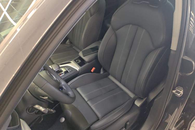 Used Audi A4L 2023 40 TFSI Fashion Dynamic Model