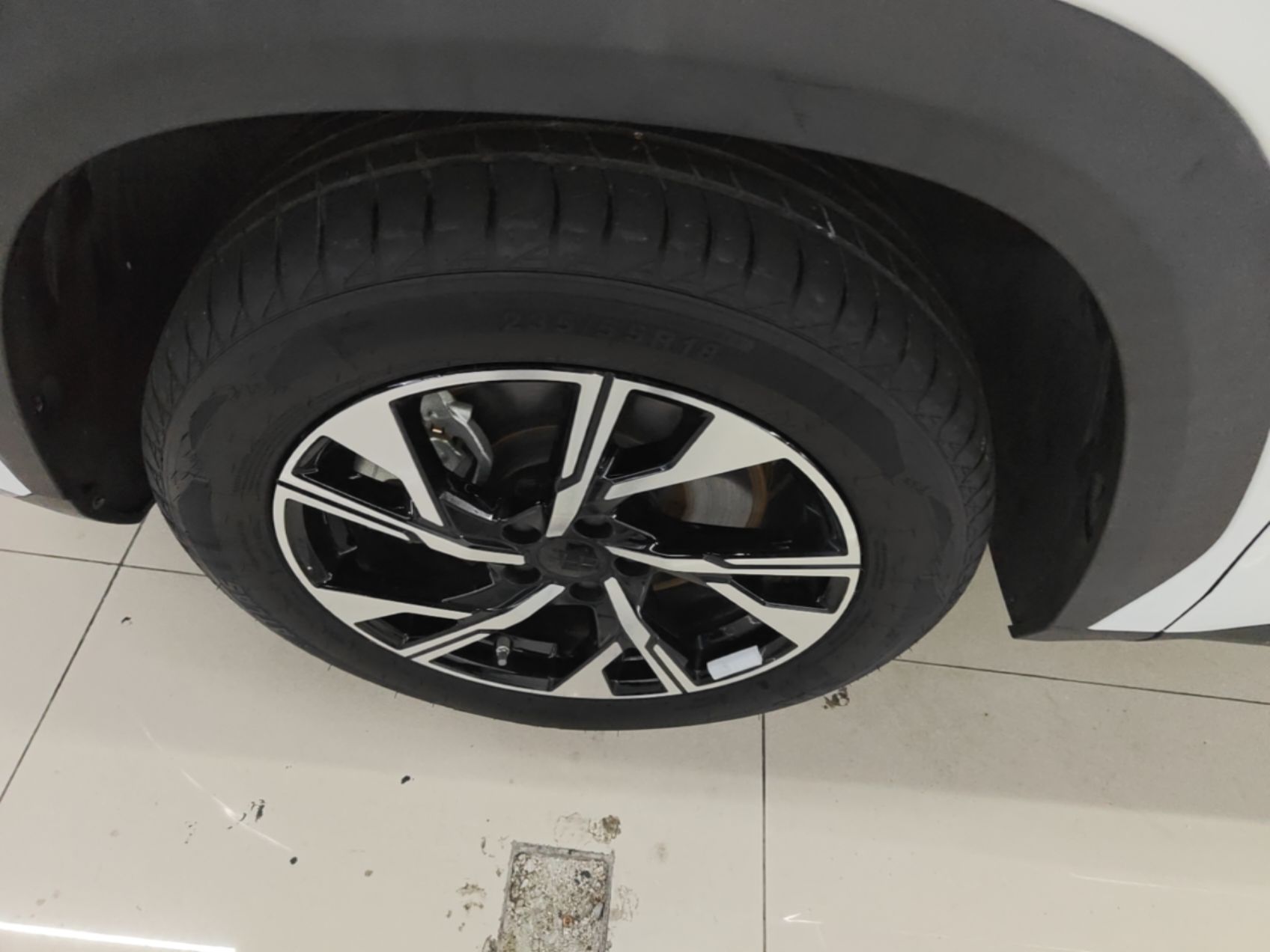 Geely Galaxy L7 2024 1.5T 55km PRO Dragon Edition — снимка 10