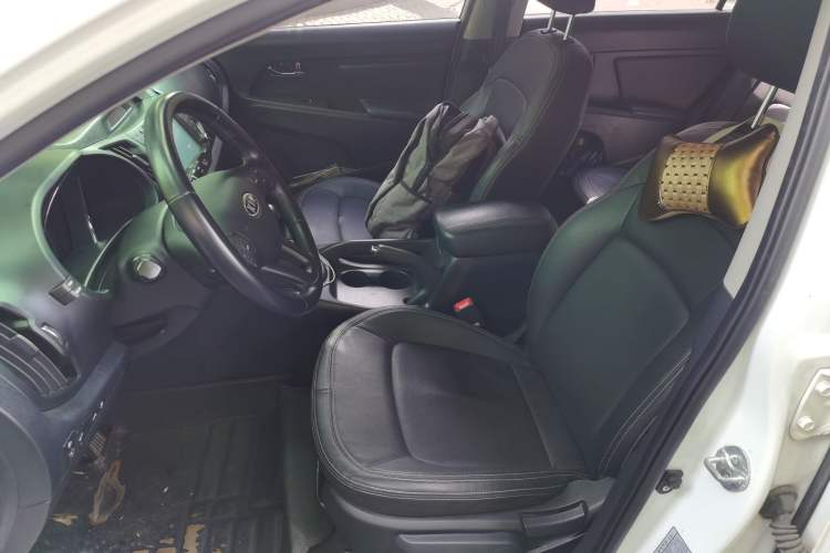 Used Kia Sportage R 2014 2.0L Automatic Two-Wheel Drive GLS Trim
