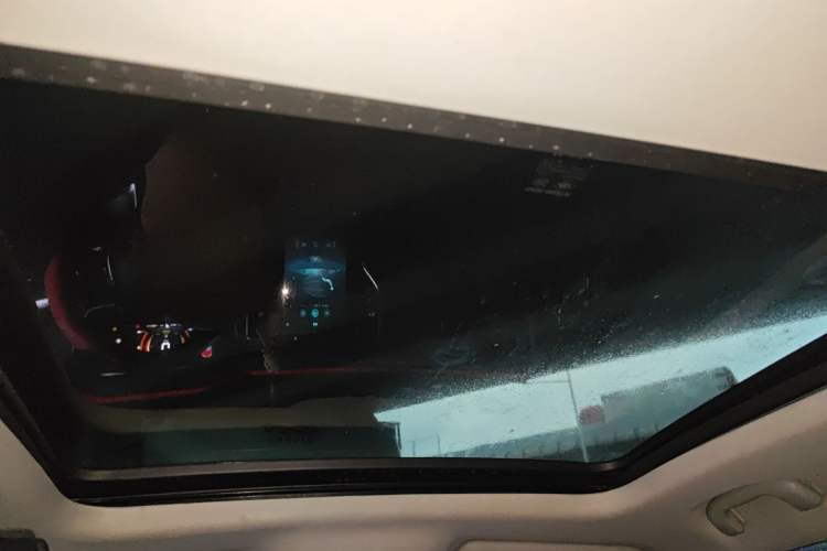 Used Roewe RX5 New Energy 2017 eRX5 50T Hybrid Connected Prestige Flagship Edition