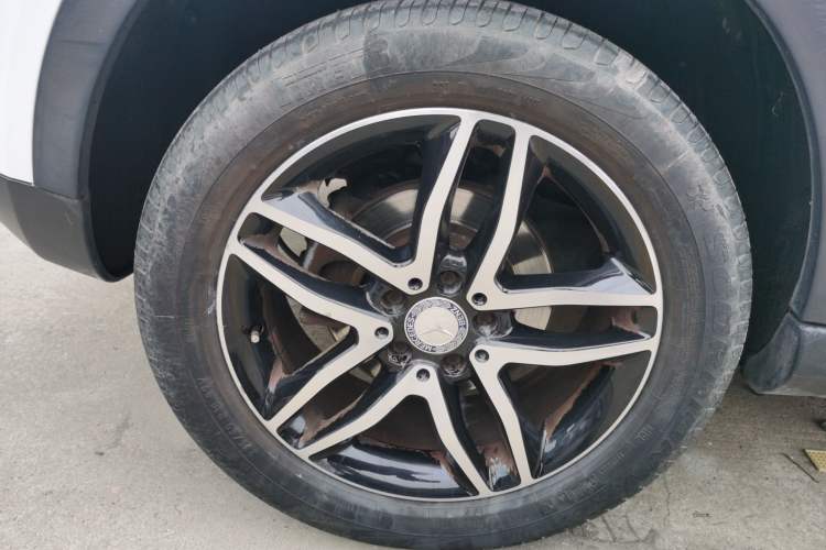 Used Mercedes-Benz GLA 2015 GLA 220 4MATIC Fashion Model
