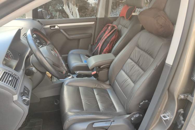 Used Volkswagen Touran 2015 1.4T DSG Comfort Edition 5 Seats Left Front Seat