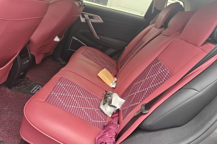 Used Geely Auto Emgrand X7 Sport 2018 1.8TD Automatic Two-Wheel Drive Zhiya Model